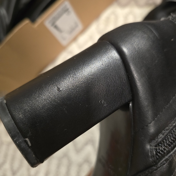 ZARA over the knee boots. Used. Size 8 - Picture 15 of 16